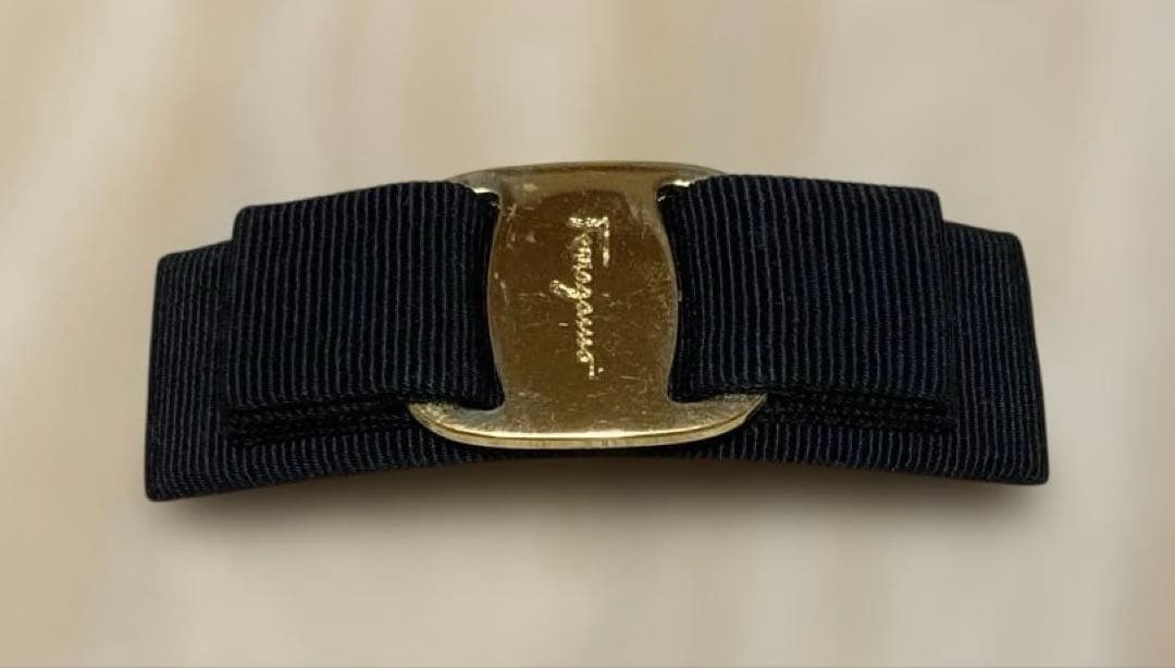 Salvatore Feragamoフェラガモ　バレッタ