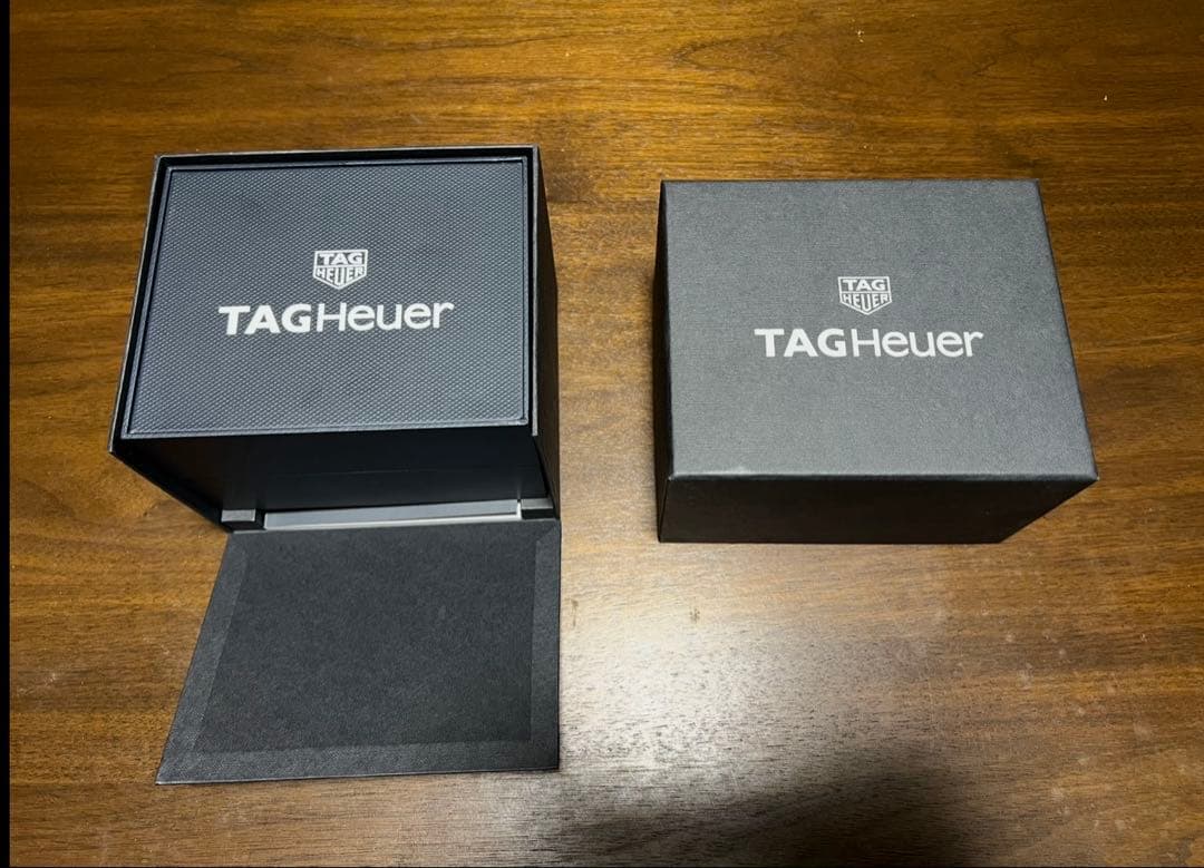 タグホイヤー　アクアレーサー　<クォーツ>