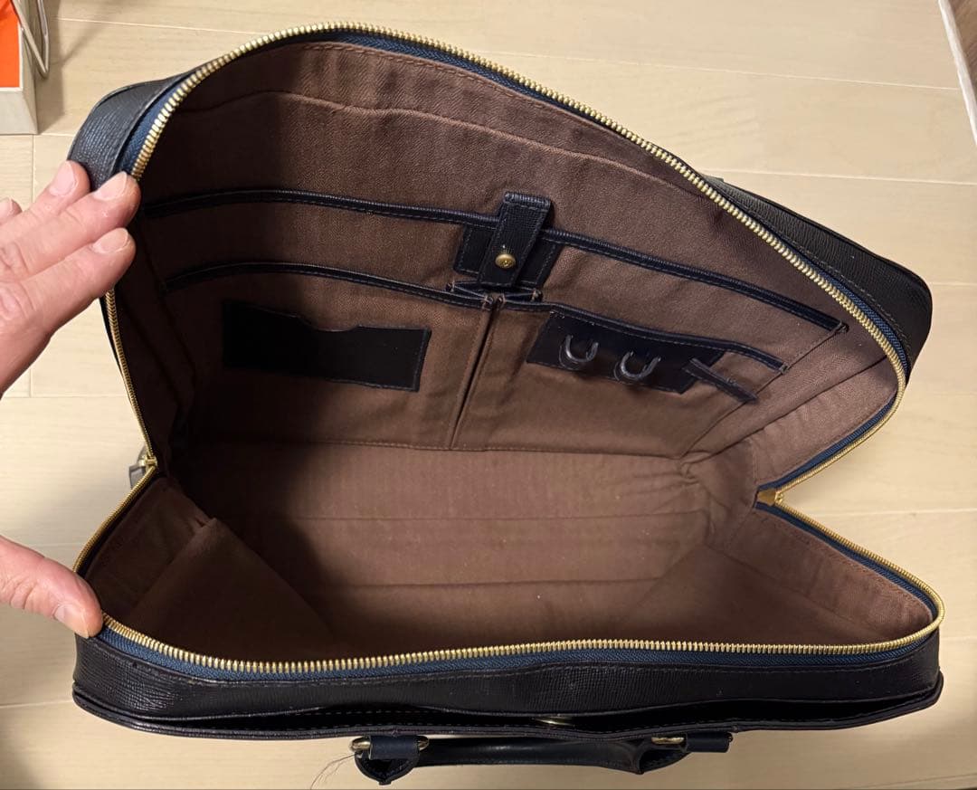 genten レザーブリーフケース ネイビー MacBook 13収納可