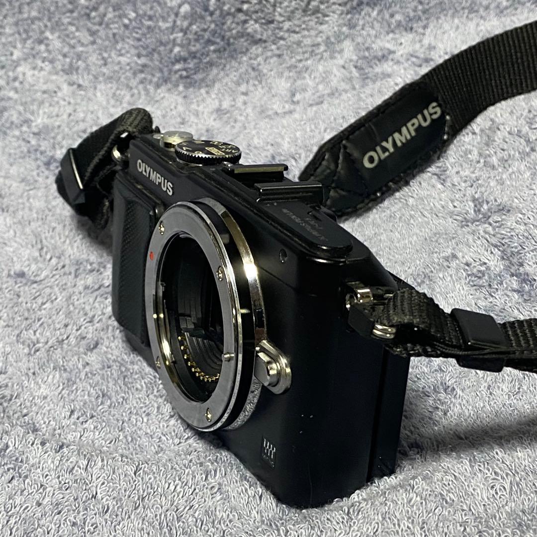 OLYMPUS E-PL5 ミラーレス一眼レンズ3種フラッシュ•バッグ付★訳あり