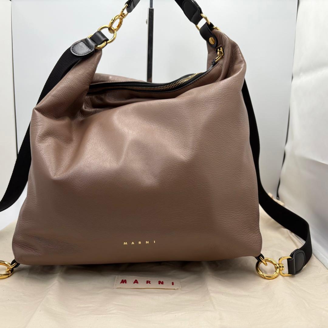 【美品】【希少】マルニ バックパック 3way 多機能 ラムレザー A4 通勤