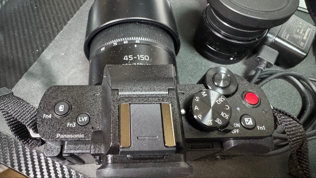 【美品】LUMIX DC-G100DW トライポッドグリップ、W•Cレンズ等付き