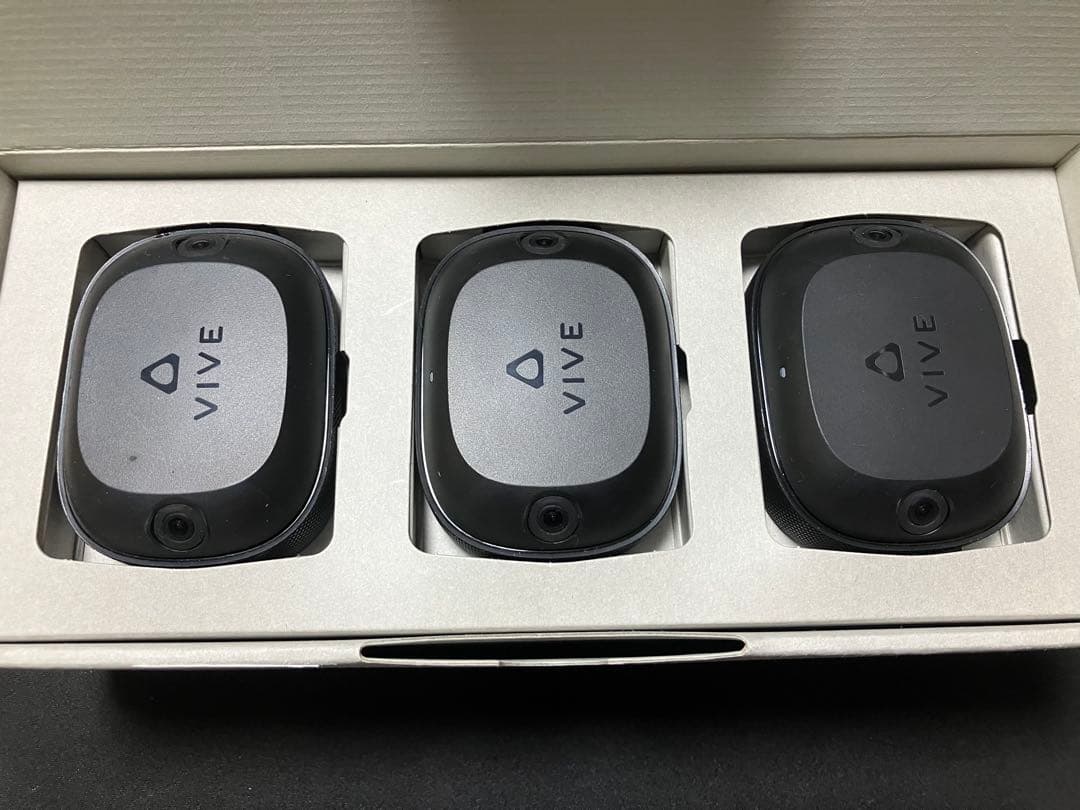 VIVE Ultimate Tracker 3+1 Kit ベルトセット