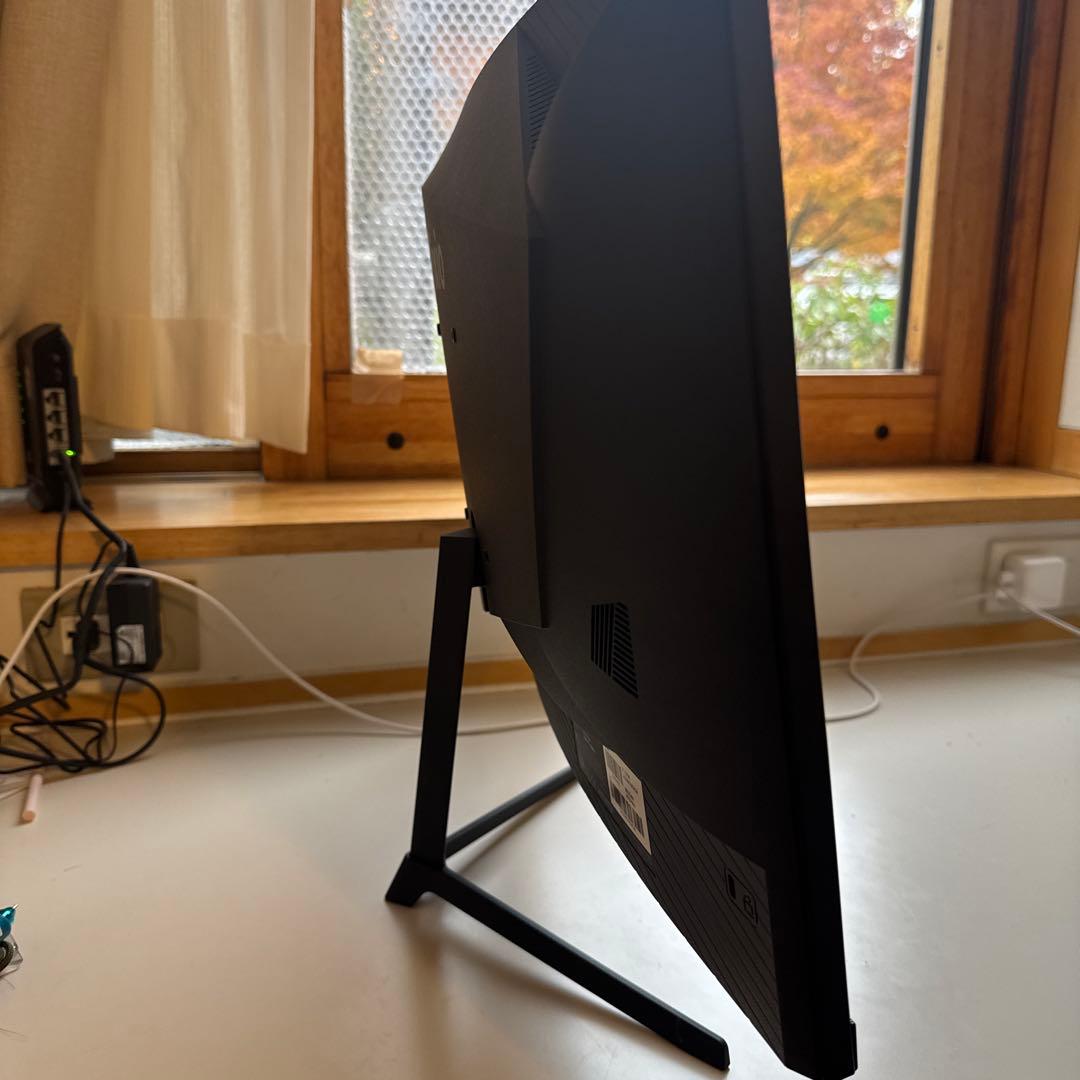 【165Hz】Pixio PX243 湾曲ゲーミングモニター　23.8インチ