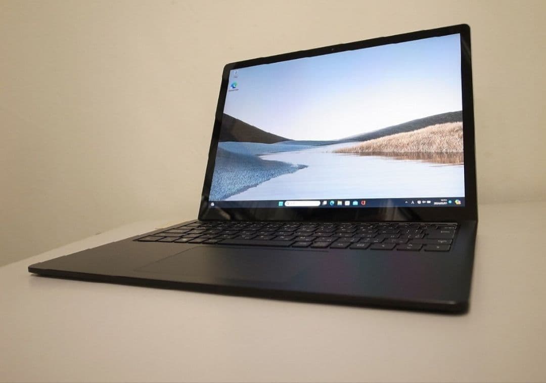 Microsoft Surface Laptop 3／Office