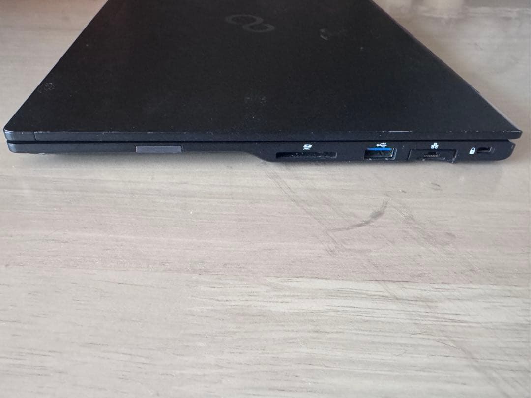 LIFEBOOK U939/BX i5-8265U メモリ8G ジャンク