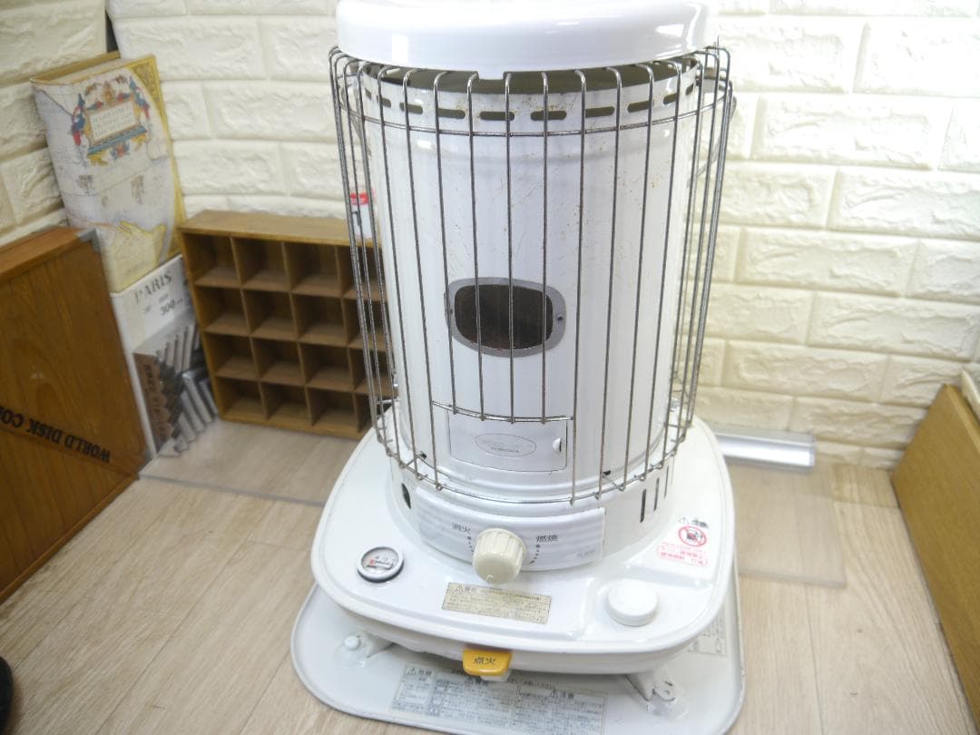 送料無料●2013年②◆コロナ　ホワイト 石油ストーブ 安全ガード付き