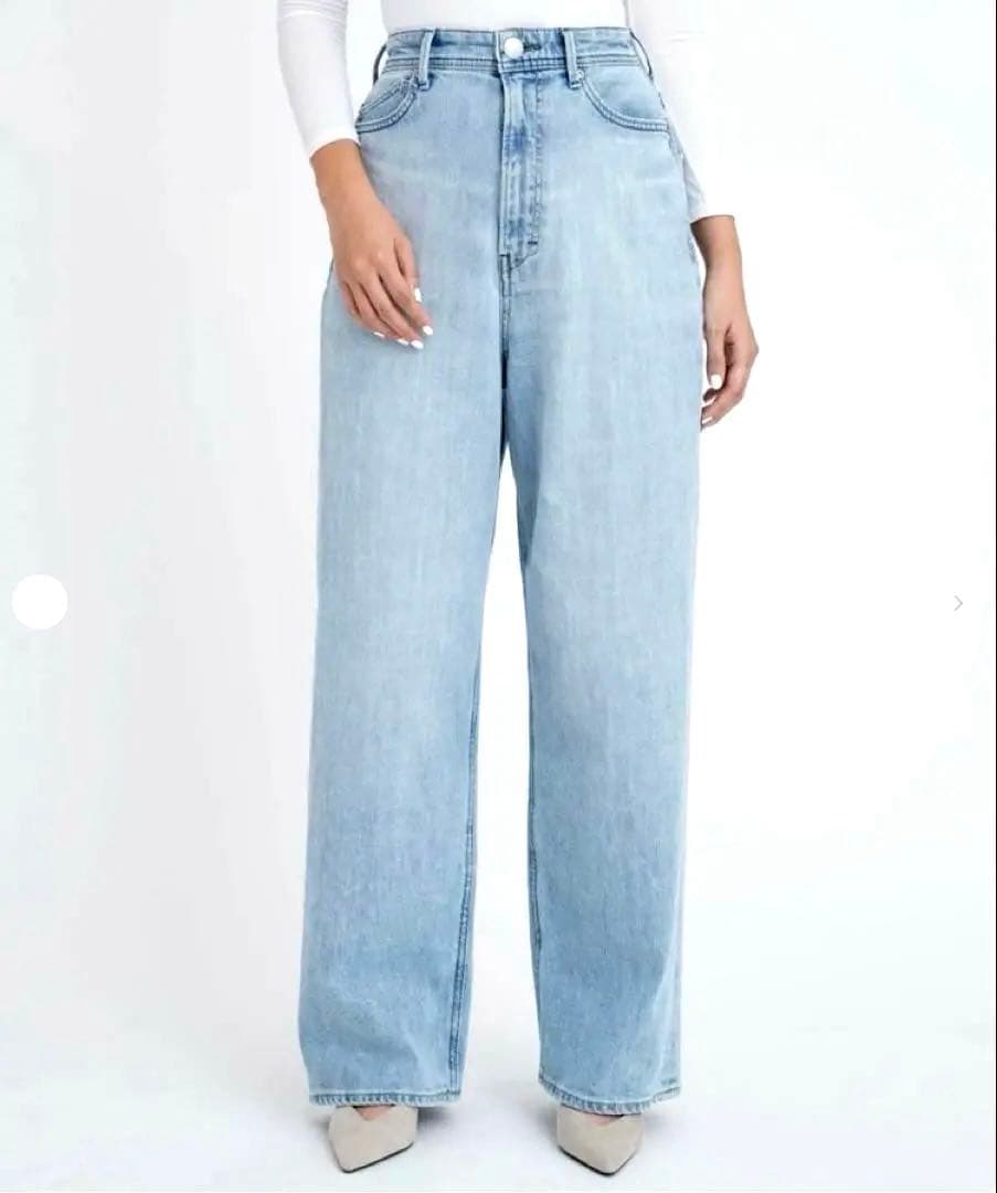 新品 未使用 YANUK JOAN ルーズ ストレートデニム ライトブルー 23