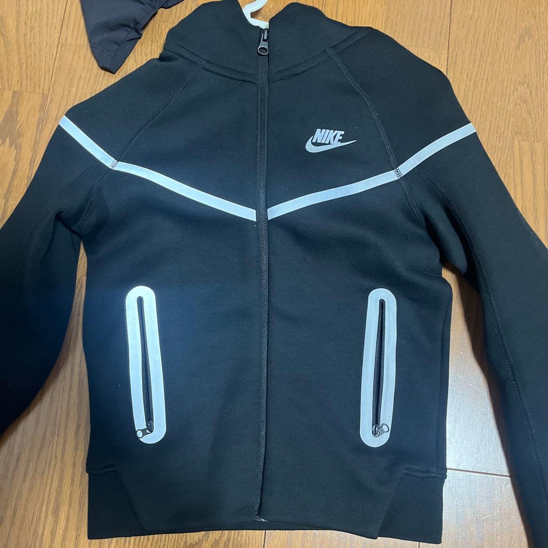 NIKE反射テックフリース「1日限定」安くする
