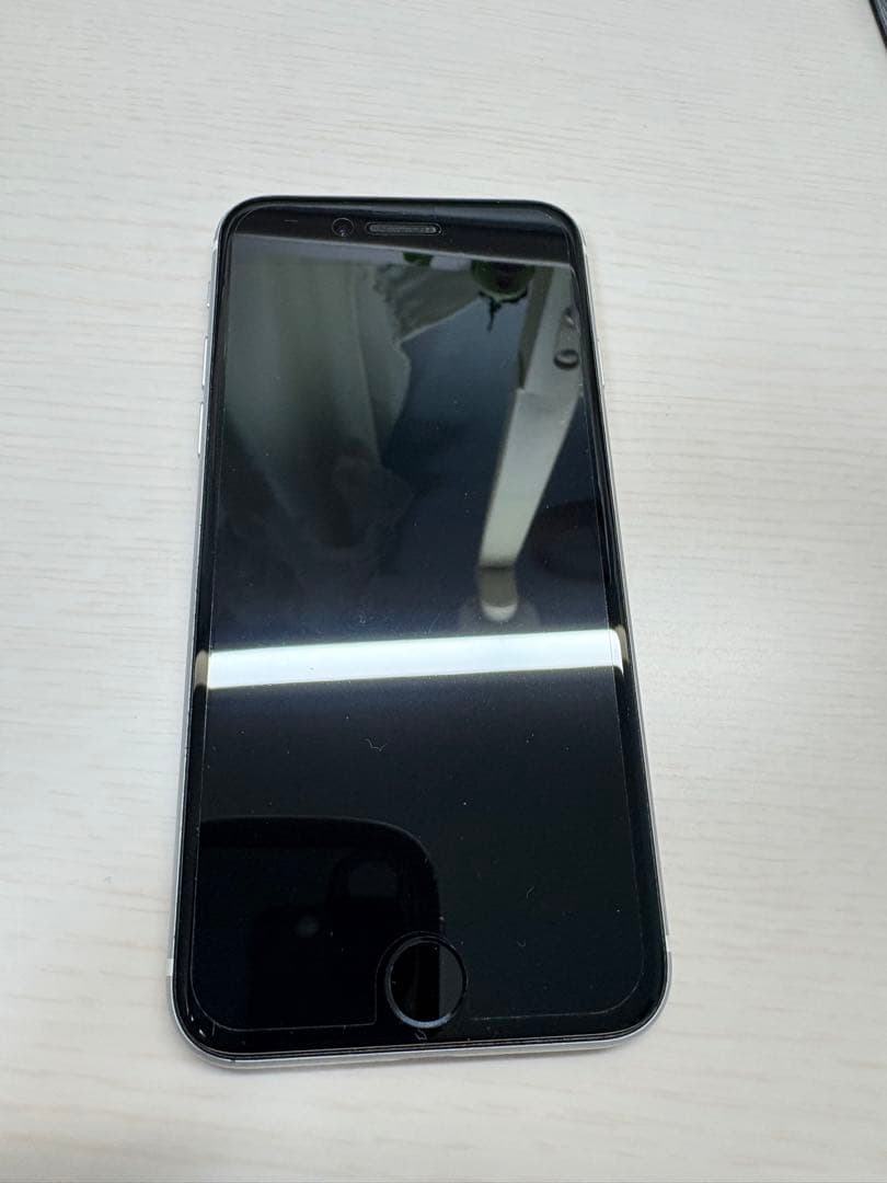 iPhoneSE第2世代 ホワイト 本体