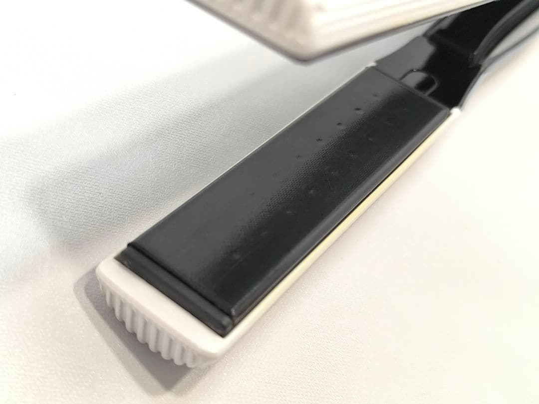 2021年製　正規品　ReFaリファ ビューテック ストレートアイロン