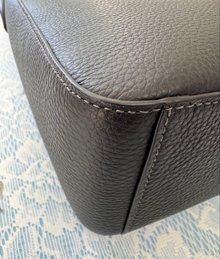 【ピコ治郎】COACHサリバントート本革黒ノートパソコン15.6㌅収納可