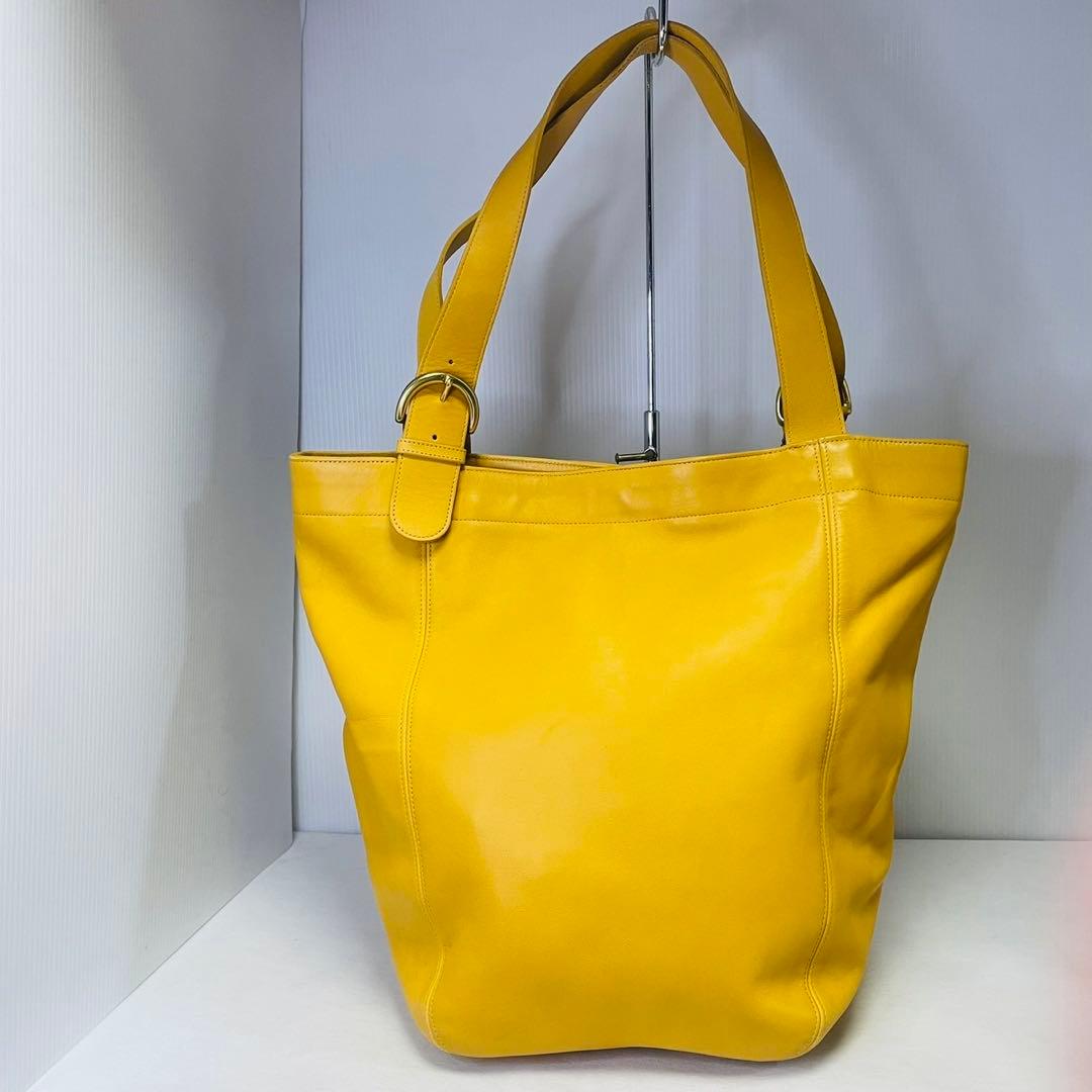 オールドCOACH コーチ　トートバッグ 黄色　レザー　ロゴチャーム付き