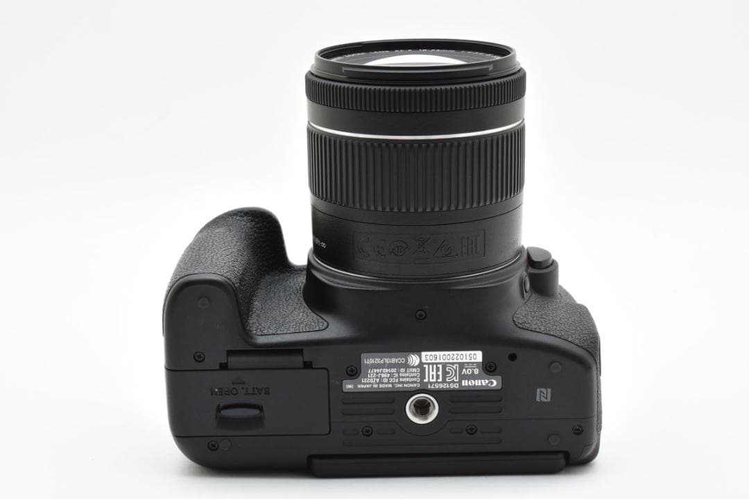 デジタルカメラ Canon EOS KISS X8i 18-55 IS STM