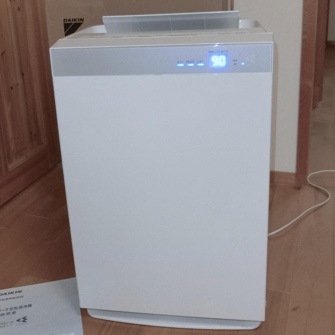 【美品】ダイキン 加湿空気清浄機 MCK70WE7-W 箱取説有り