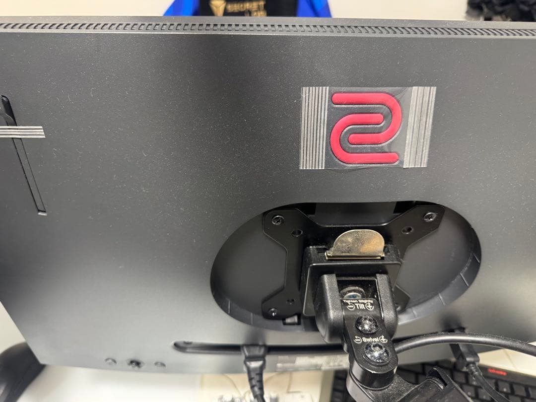 ZOWIE XL2546x+ 24.1インチ 280Hz モニター