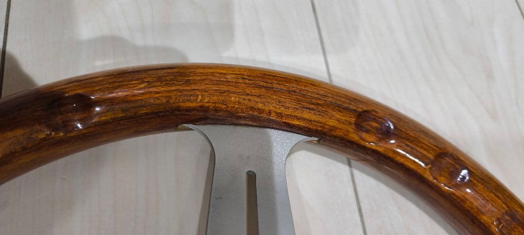 ステアリング　ポール・リカール　ナルディホーンボタン付き！　中古品