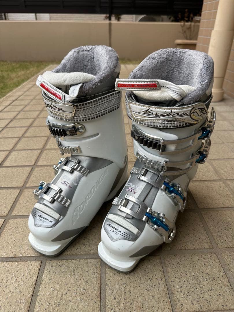 かおりさん専用ノルディカNFS Cruise SL W 22.5-23.5cm