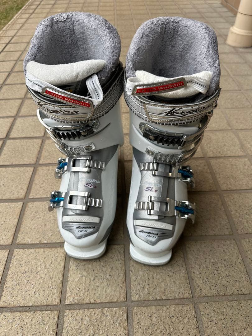 かおりさん専用ノルディカNFS Cruise SL W 22.5-23.5cm