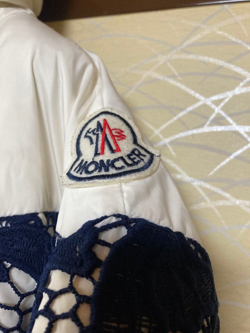 ねこMONCLER MAGLIONETRICOT ダウンジャケット