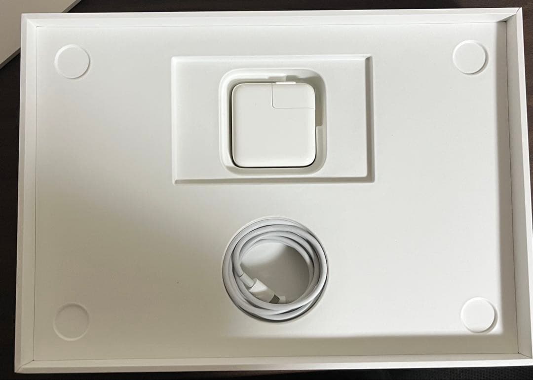 MacBook Air13インチ　core i3