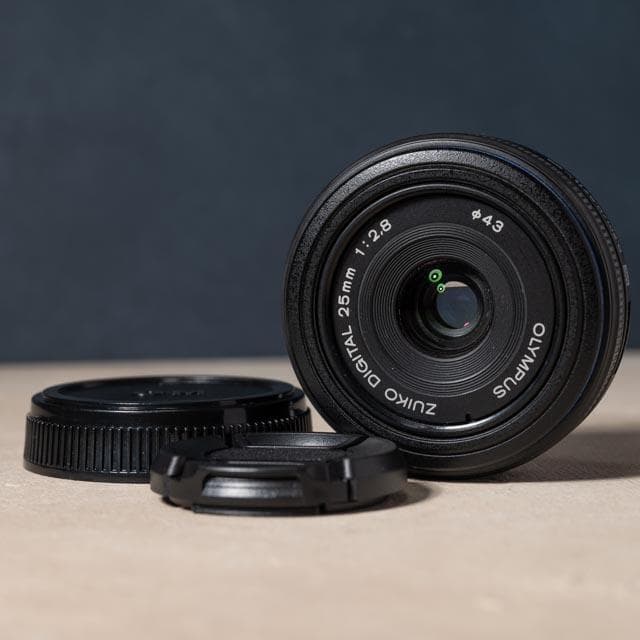 OLYMPUS ZUIKO DIGITAL 25mm F2.8 ブラック