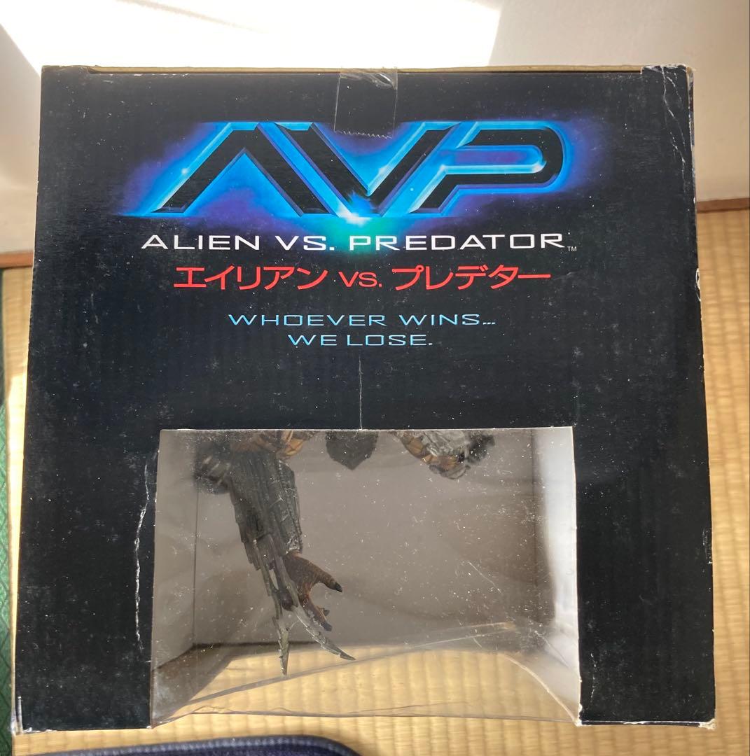エイリアンVSプレデター プレデターリアルフィギュア、プレデリアンフィギュア