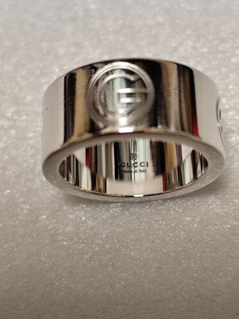 GUCCI ロゴ シルバー リング