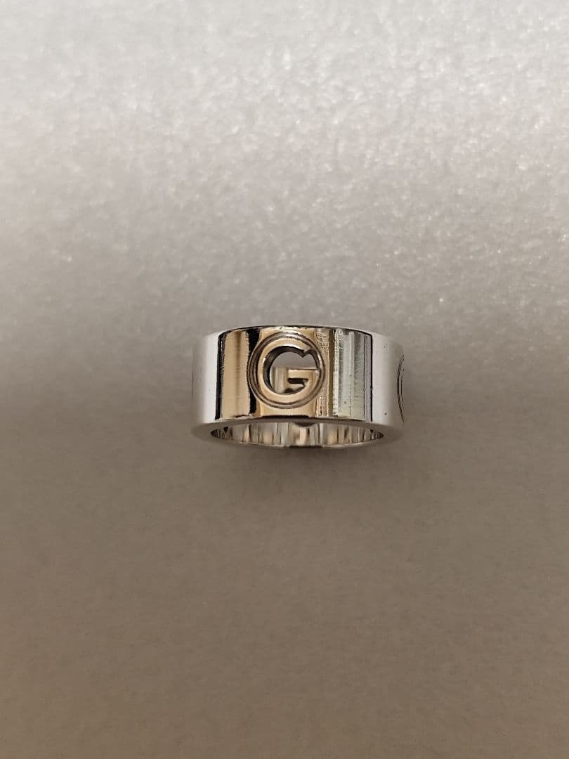 GUCCI ロゴ シルバー リング