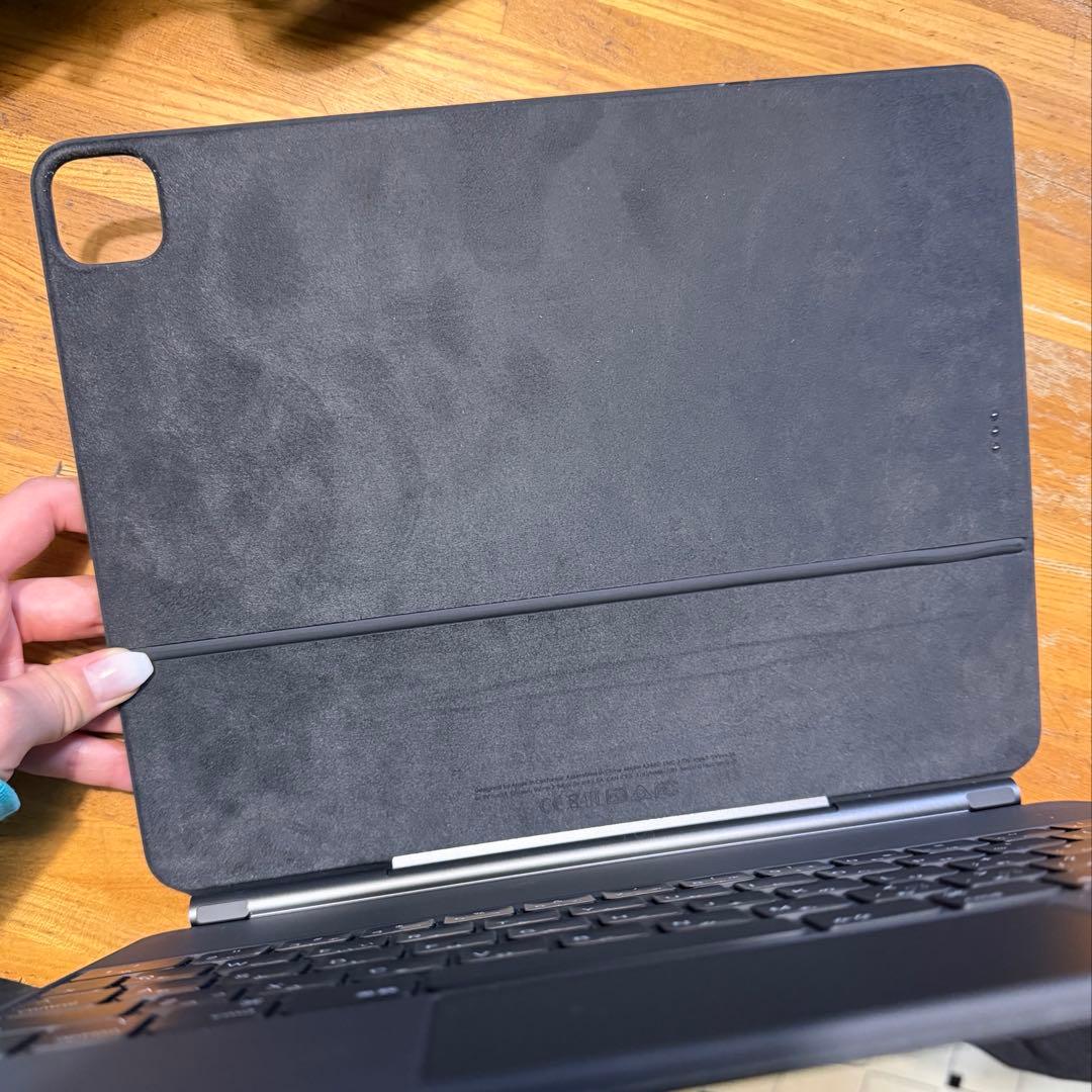 と*も様 13インチiPad Air（M2）用Magic Keyboard