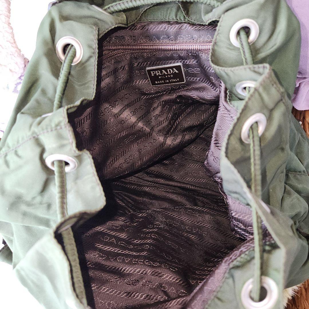 PRADA オリーブグリーン リュック