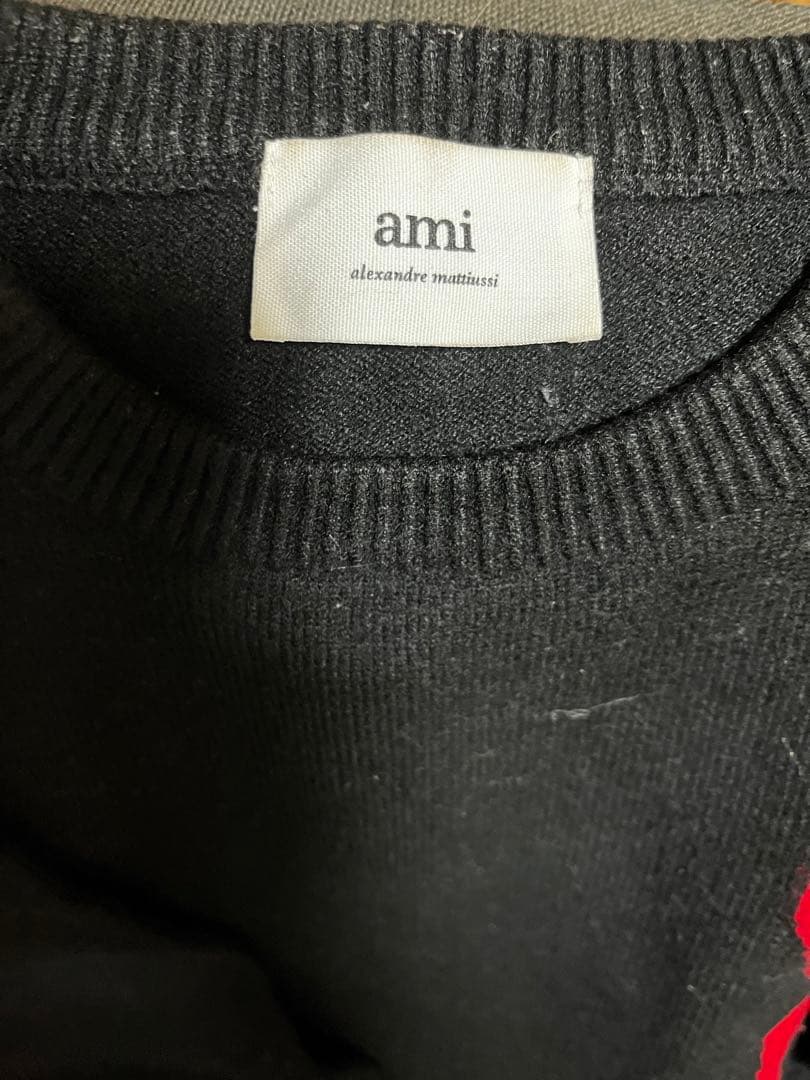 ami ハート刺繍 クルーネックニット