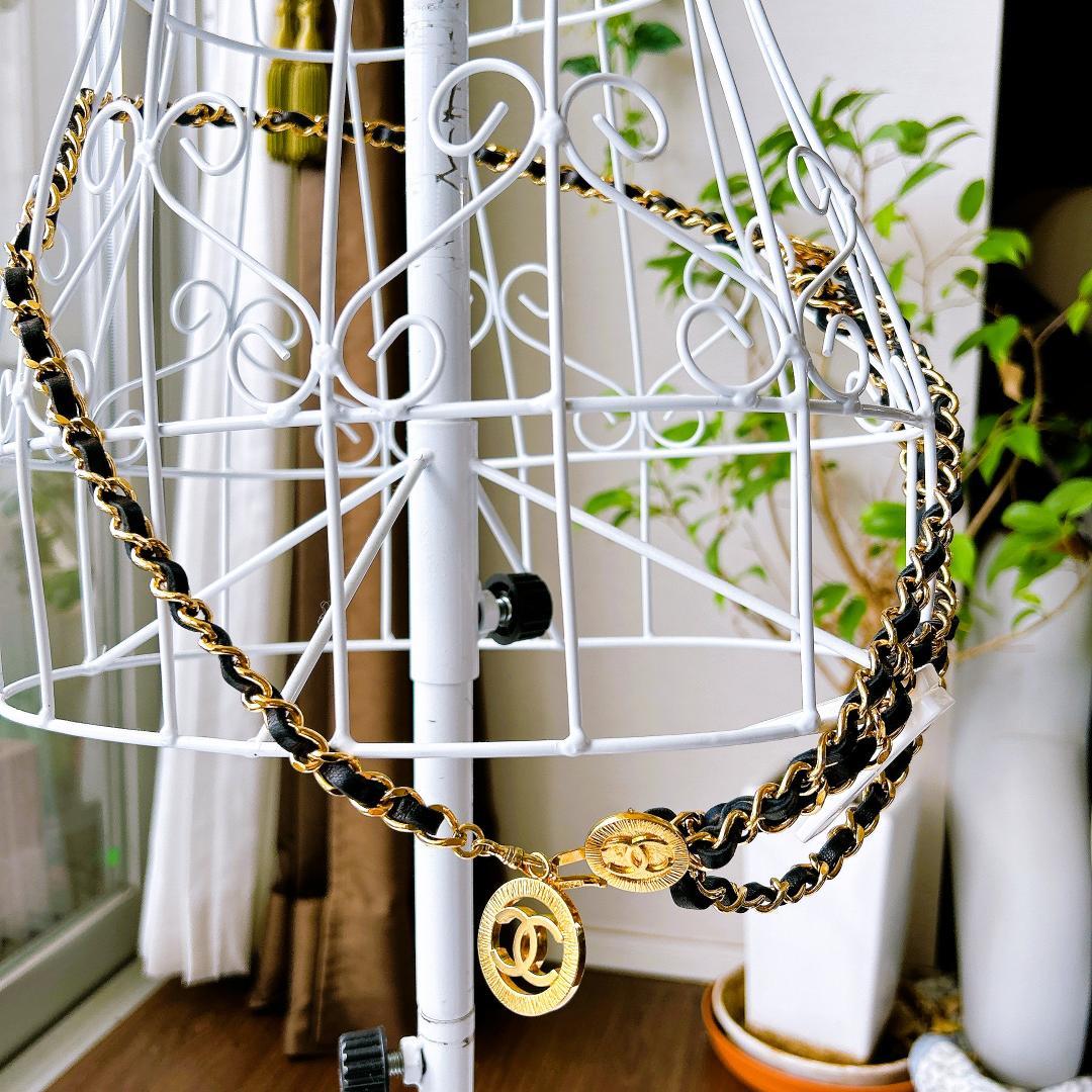 美品 シャネル ゴールドプレート×レザー 1984ココマーク ３連チェーンベルト