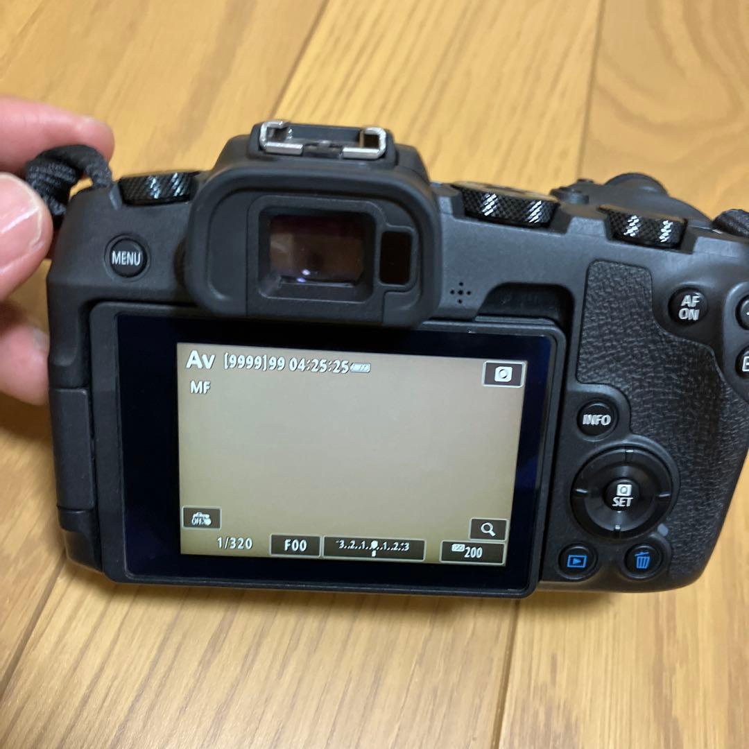 Canon EOS RP ミラーレスカメラ 本体