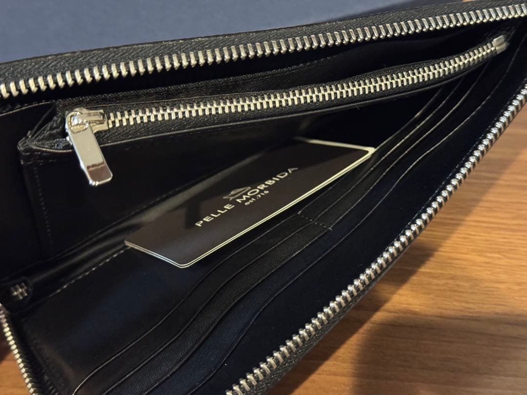 新品　PELLE MORBIDA ブラック 財布