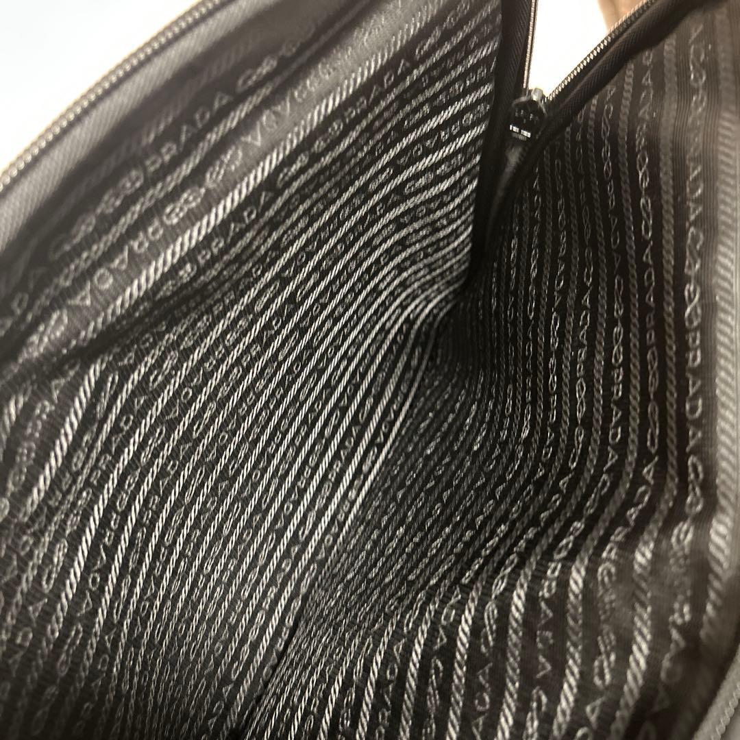 PRADA プラダ　パソコンケース