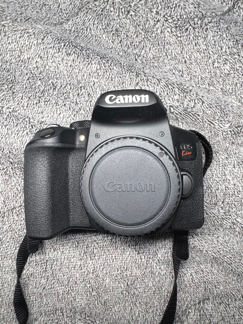 Canon EOS Kiss X10i 本体