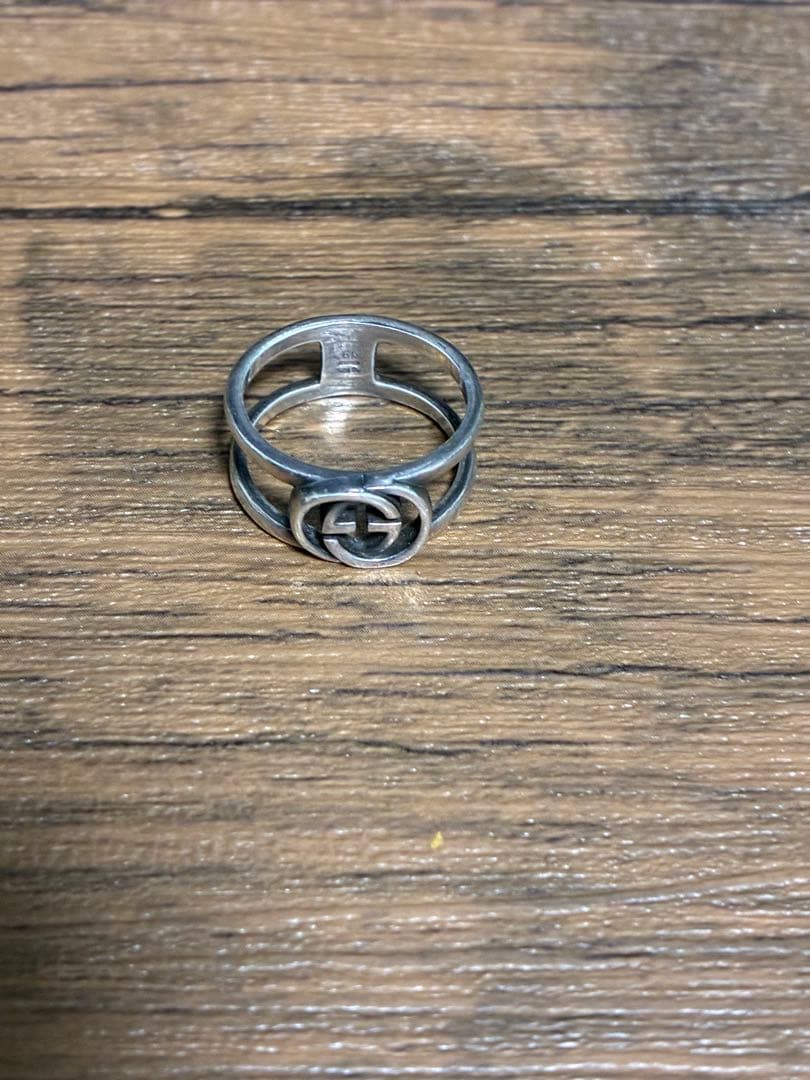 GUCCI リング　シルバー