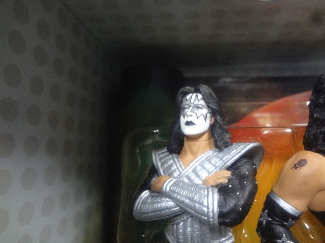 2004 KISS LOVE GUN DX BOXED EDITION未開封