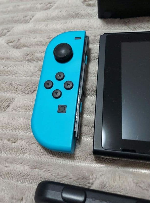 特価品　Nintendo Switch 本体 ブルーレッド Joy-Con