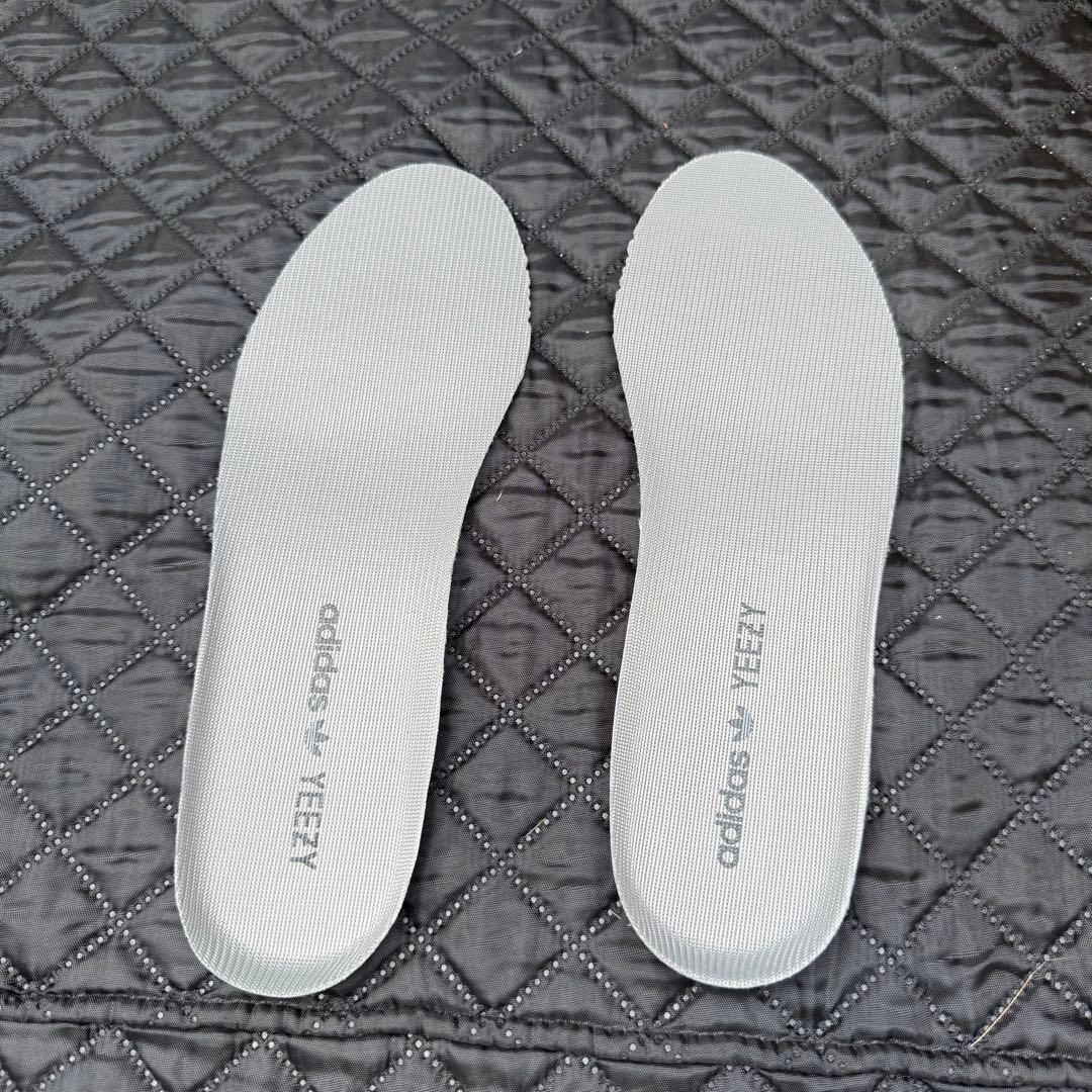 年末値下げ！Yeezy Boost 350 ベルーガ 27cm