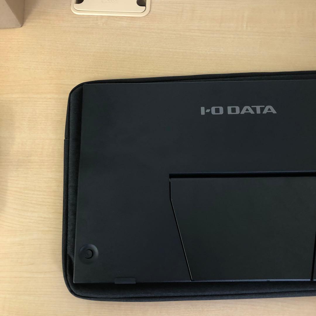 美品☆IODATA モバイルディスプレイ 17.3型 LCD-YC172A-FX