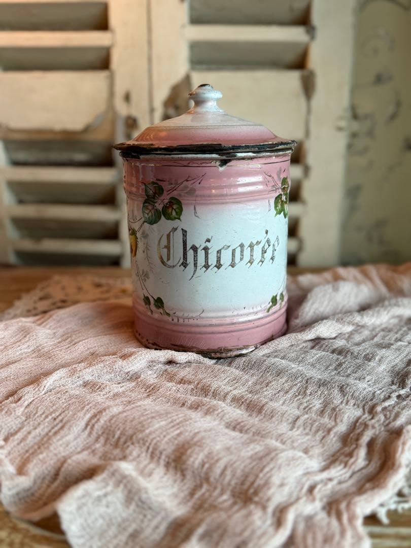 フランスアンティークホーロー激レアピンクの薔薇模様 Chicoréeキャニスター
