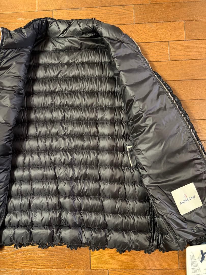 最終価格 新品・未使用 Moncler Sorbierレースダウンジャケット