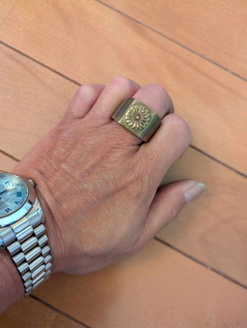 菊紋リング・菊紋真鍮リング・レトロ印台リング・政治結社・ジャンク品・NO2