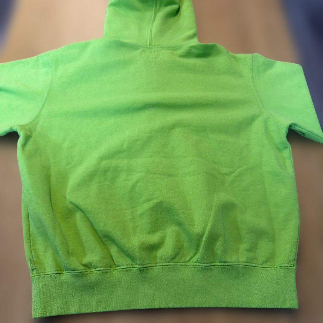 最終値下げ　美品　シュプリーム　フード付きパーカー　サイズM