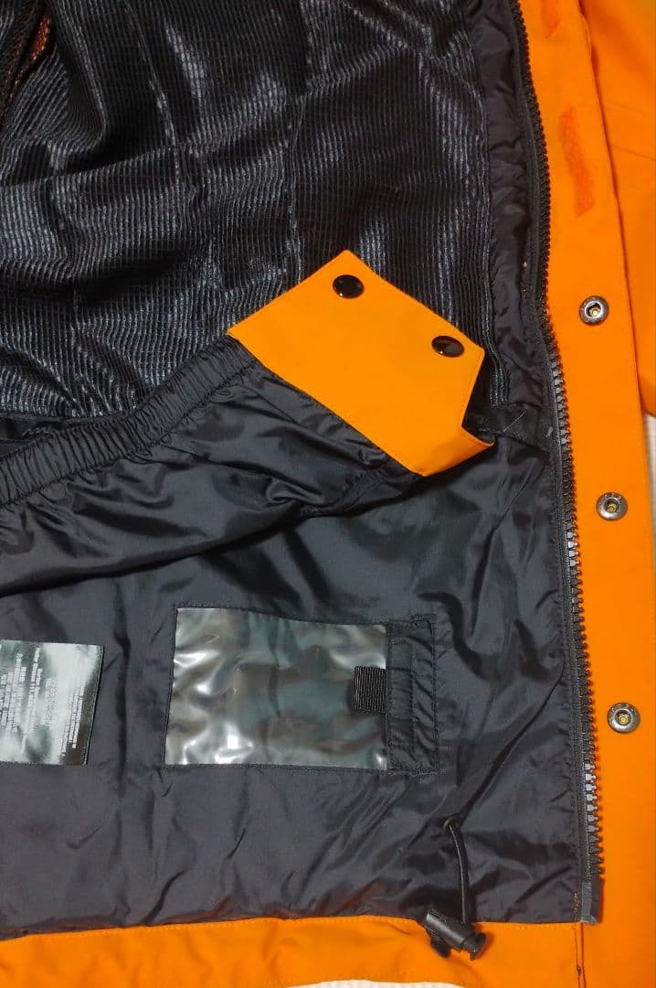 BURTON　ANALOG GORE-TEX　サイズS スノーボード　ウェア