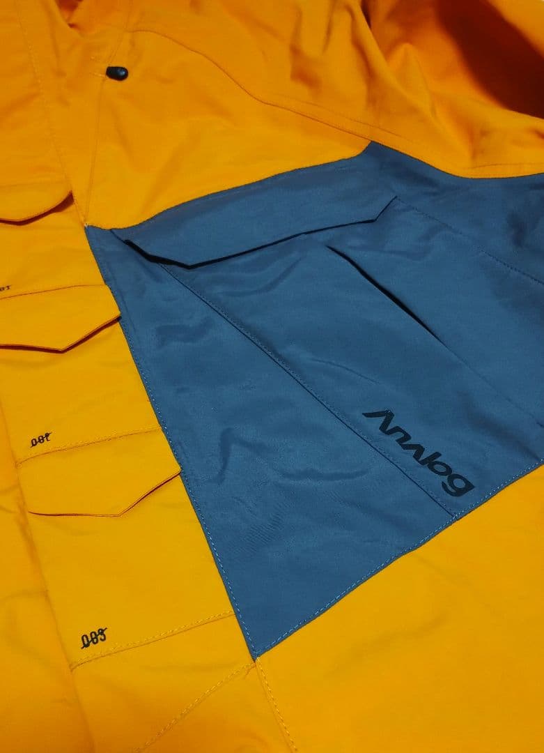 BURTON　ANALOG GORE-TEX　サイズS スノーボード　ウェア