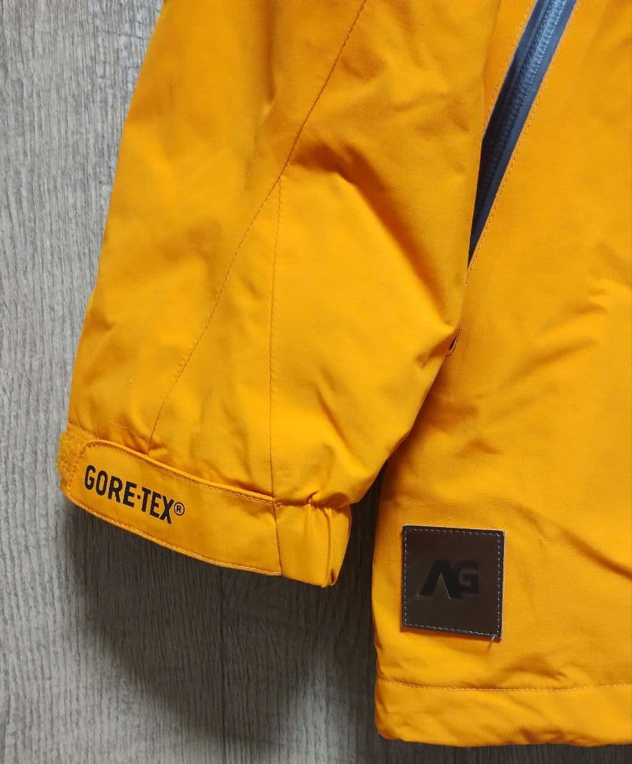 BURTON　ANALOG GORE-TEX　サイズS スノーボード　ウェア