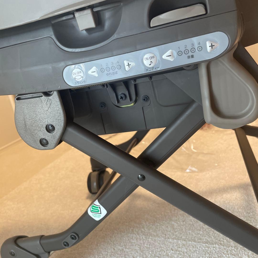 コンビ ホワイトレーベルネムリラ AUTO SWING BEDi おやすみドーム